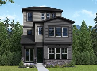 6731 Knapp Dr, Colorado Springs, CO 80924