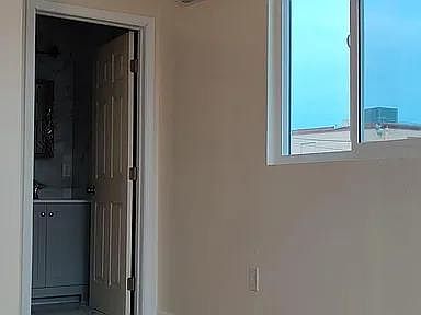1st image of 3352 Del Mar Ave #4