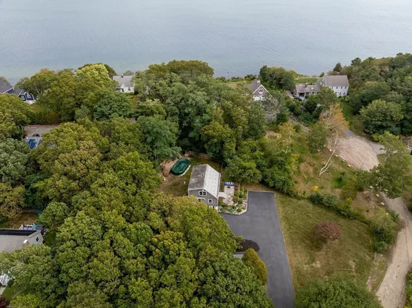 11 Ellisville Dr, Plymouth, MA 02360