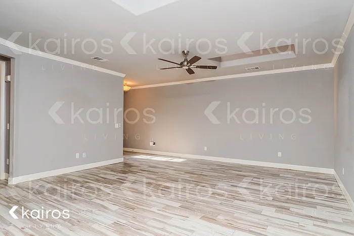 7408 Mosley St — Photo 2
