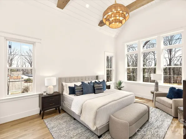 1718 Seifert Cir, Charlotte, NC 28205