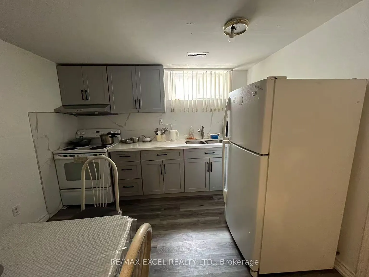 2 bed, $1,300 — Photo 1