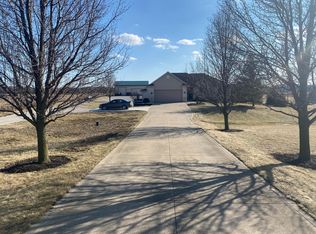 16310 Campbell Rd, Spencerville, IN 46788