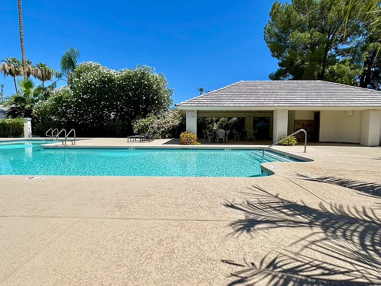 Community pool