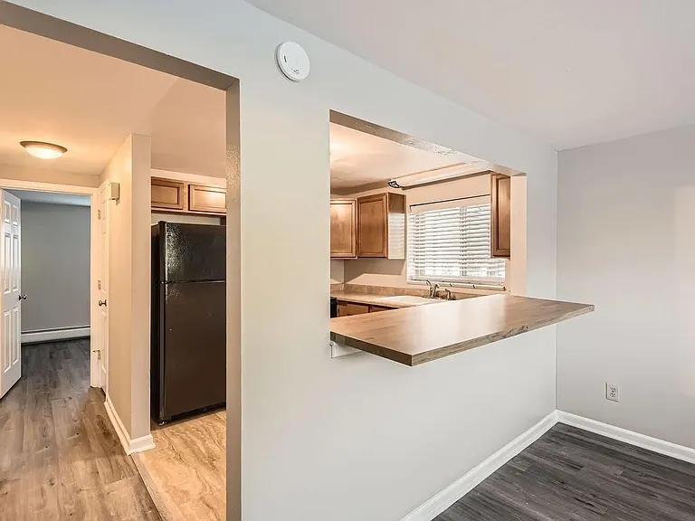 4725 S Acoma St — Photo 3