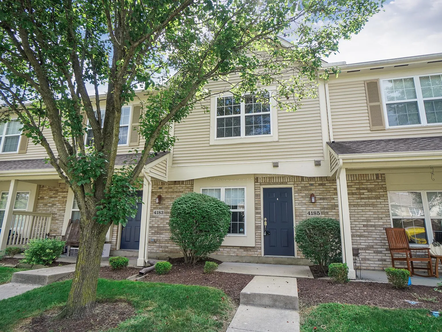 2 bed, 1208 sqft, $1,850 — Photo 2