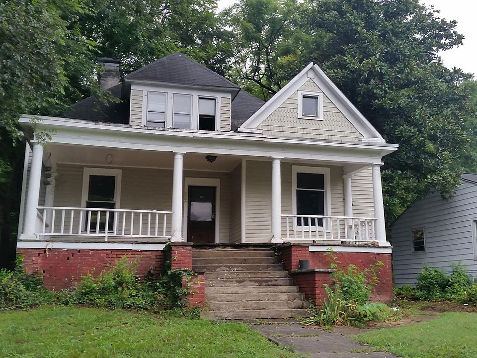 1st image of 239 E Anderson Ave