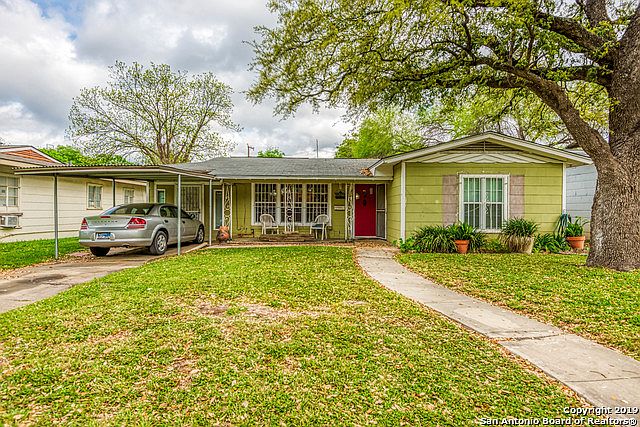 1st image of 219 Hillwood Dr