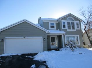 1562 Candlewood Dr, Crystal Lake, IL 60014