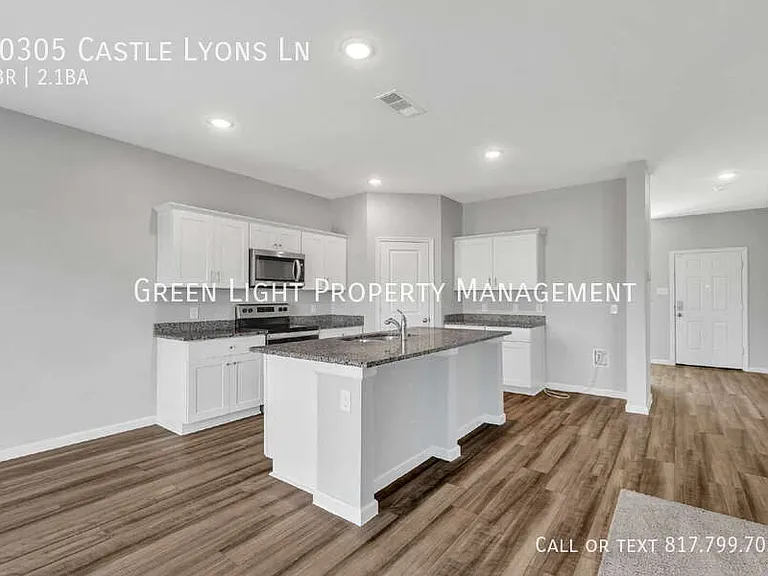 10305 Castle Lyons Ln — Photo 7