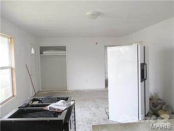 1st image of 321 E Missouri Ave