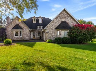 3972 Chevron Dr, Highland, MI 48356