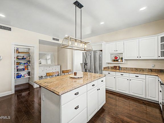 4th image of 2158 E VIRGINIA Street