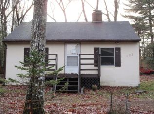 122 Brookside Dr #10, Dingmans Ferry, PA 18328