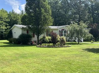 102 Mechams Cove Rd, Topping, VA 23169