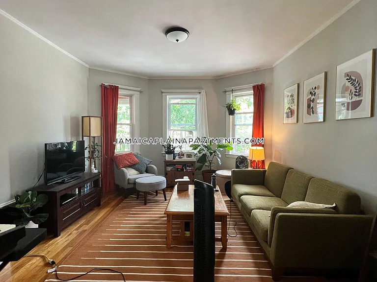 75 Glen Rd #2 — Photo 3