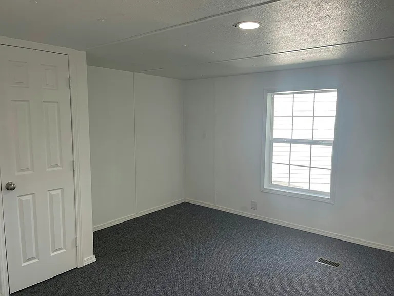 2713 Everett Dr — Photo 19