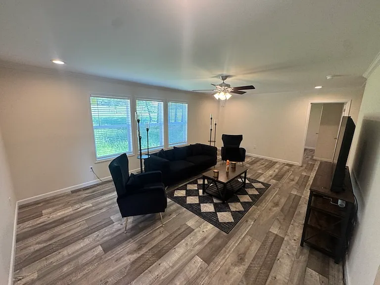 3970 Morning Glory Dr — Photo 10