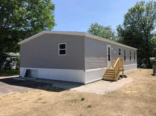 9 Second Street, Barrington, NH 03825