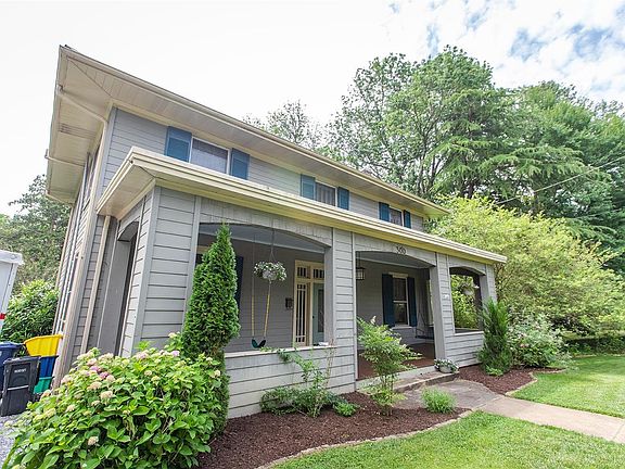 4th image of 300 Norfolk Ave