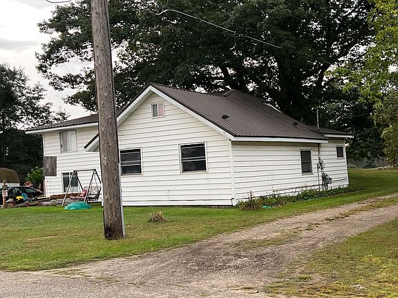 2nd image of 606 E Whittier St