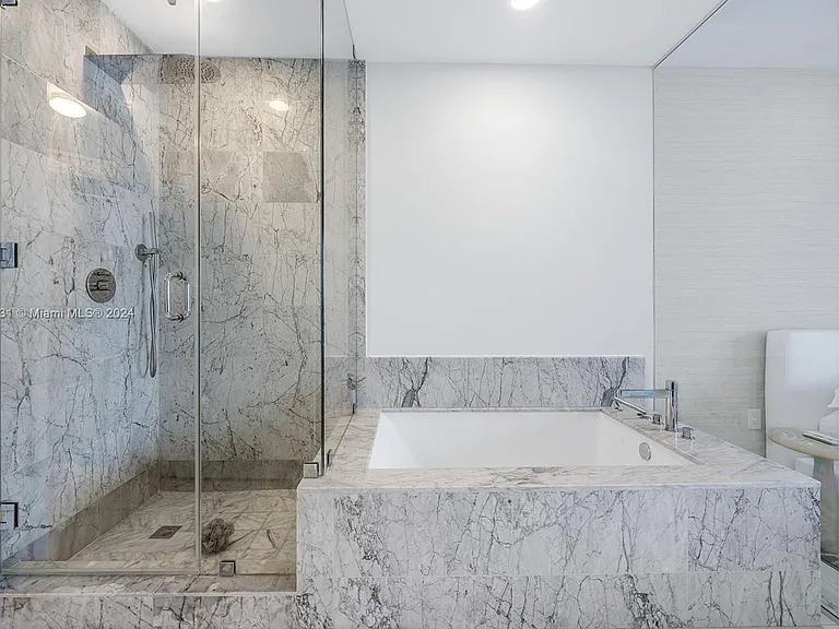 480 NE 31st St #1701 — Photo 20