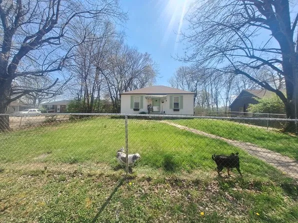 1252 Daniel St, Clarksville, TN 37040