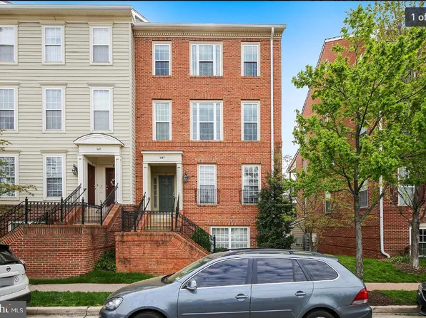 1609 Potomac Greens Dr #B, Alexandria, VA 22314
