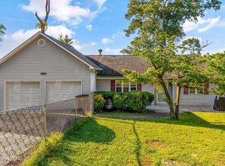 3408 Fountain Park Blvd, Knoxville, TN 37917