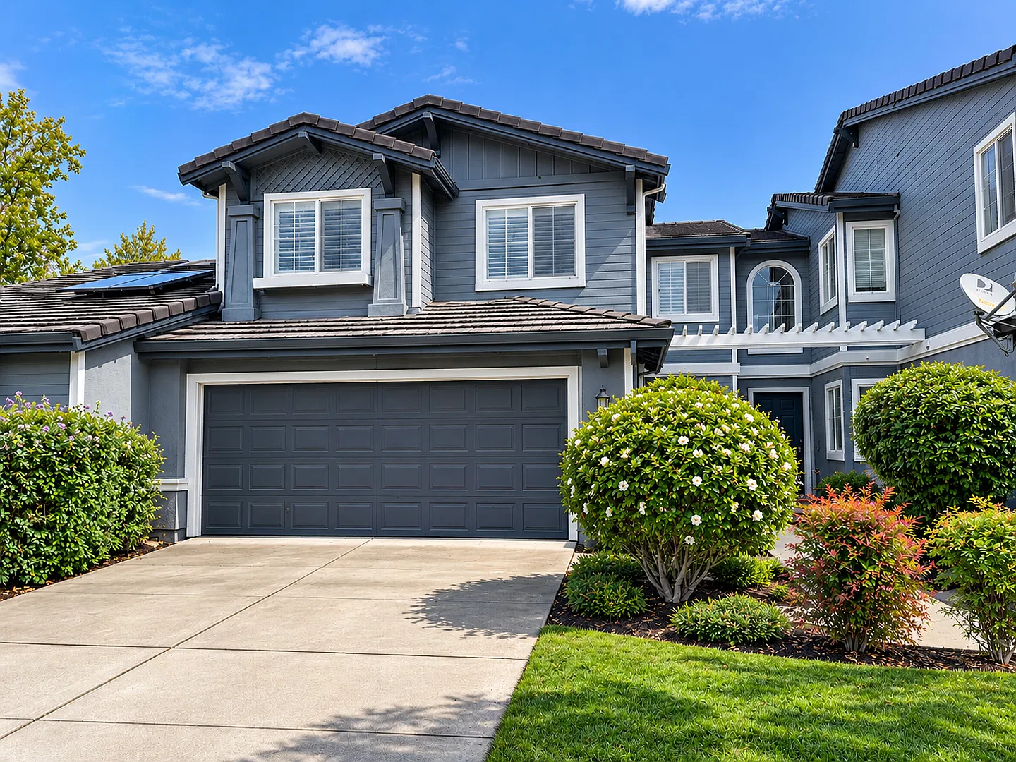 Perfect Shape Portola West Townhome in Livermore with many extras — Photo 1