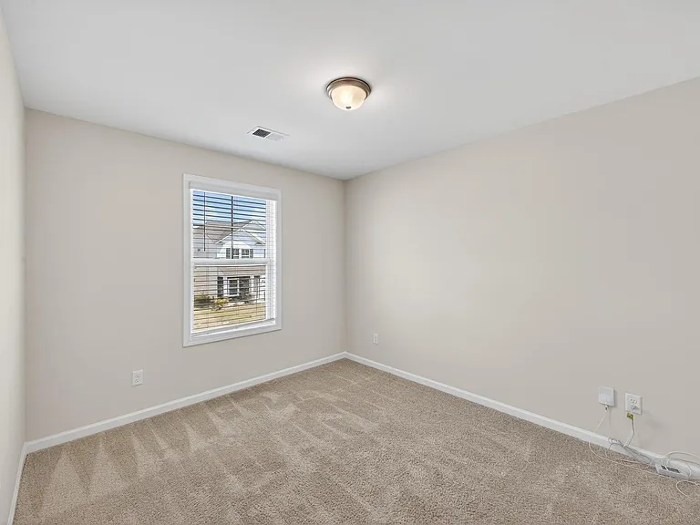 255 Mansell — Photo 30