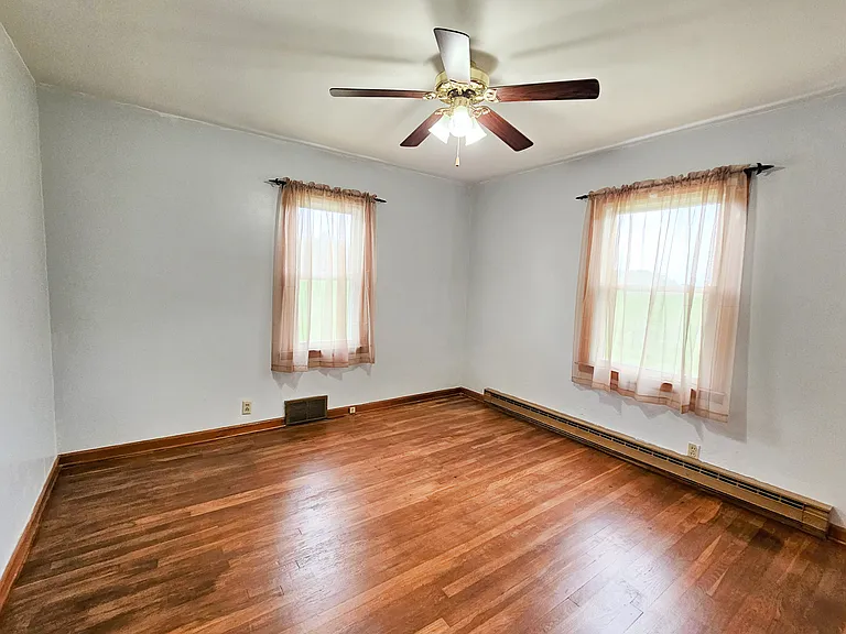 6505 Karch Rd — Photo 12