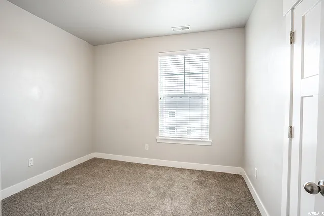 3 bed, 1271 sqft, $1,795 — Photo 2
