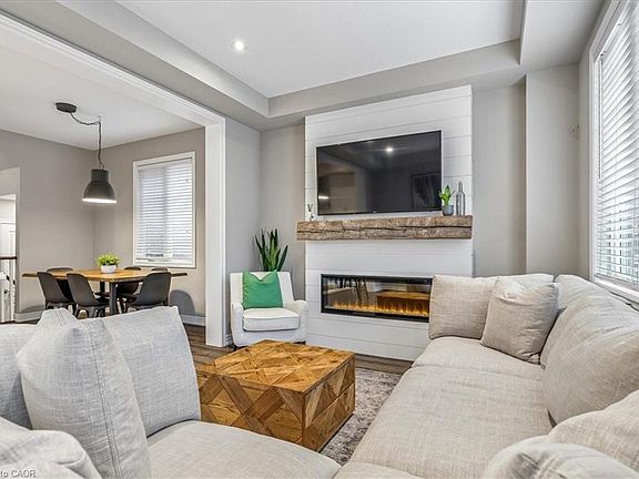 3rd image of 59 Waterview Ln