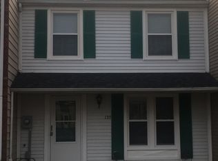 155 Villa Knoll Ct, Sicklerville, NJ 08081