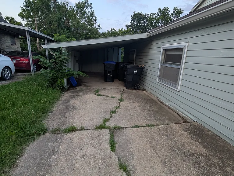 Carport