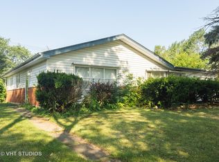 230 Westview St, Hoffman Estates, IL 60169