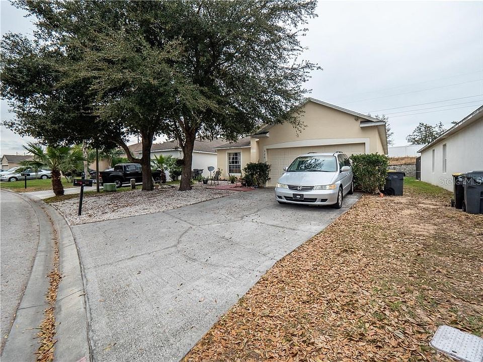 1st image of 320 Sunset View Dr