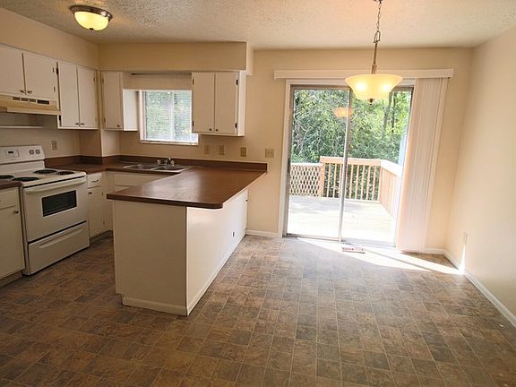 5th image of 2771 Walden Bluff Ct