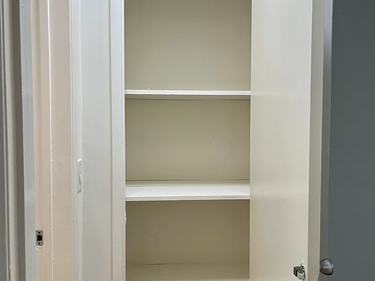 950 Magnolia Ave #25 — Photo 9