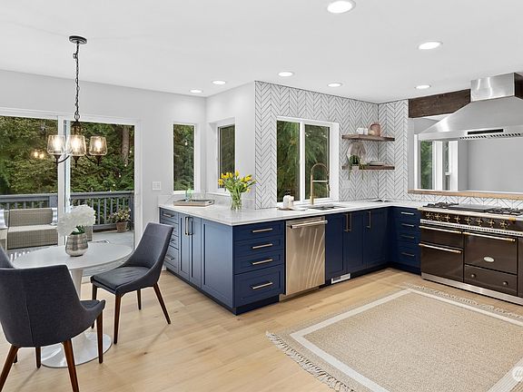 5th image of 9441 NE Coral Court