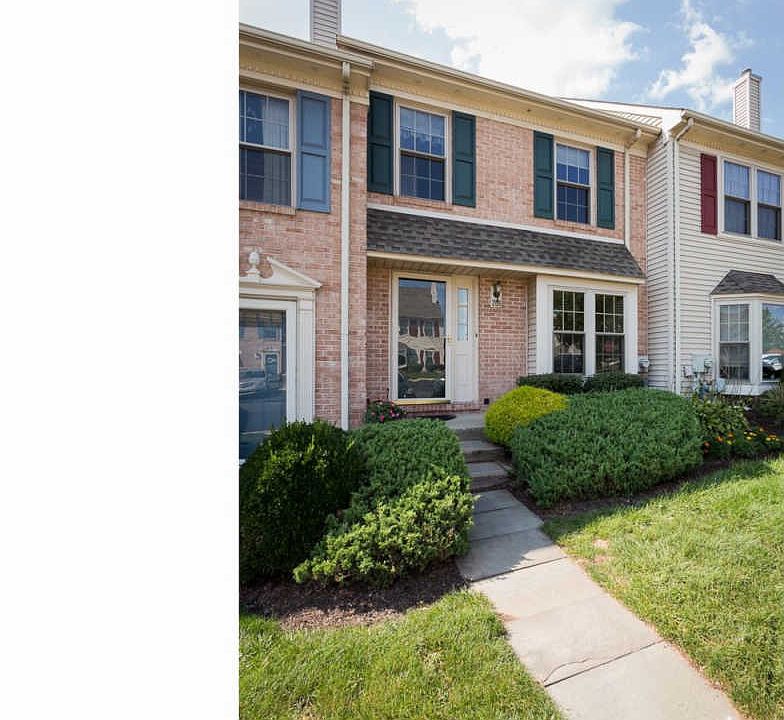 1st image of 206 Maple Glen Cir