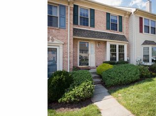 206 Maple Glen Cir, Pottstown, PA 19464