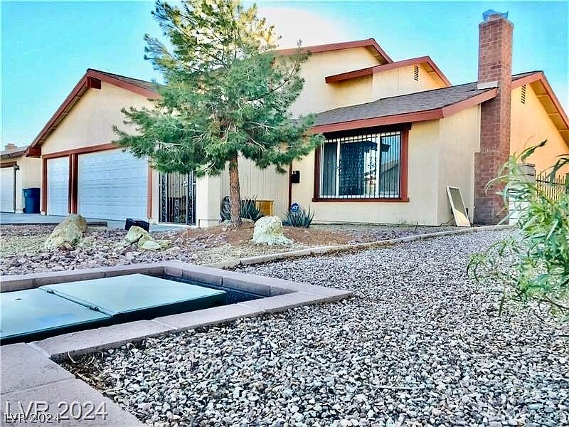 1st image of 3557 Moraga Dr