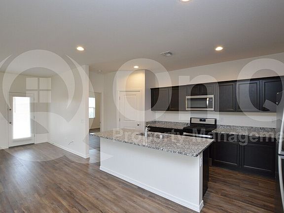 3rd image of 275 W White Sands Dr