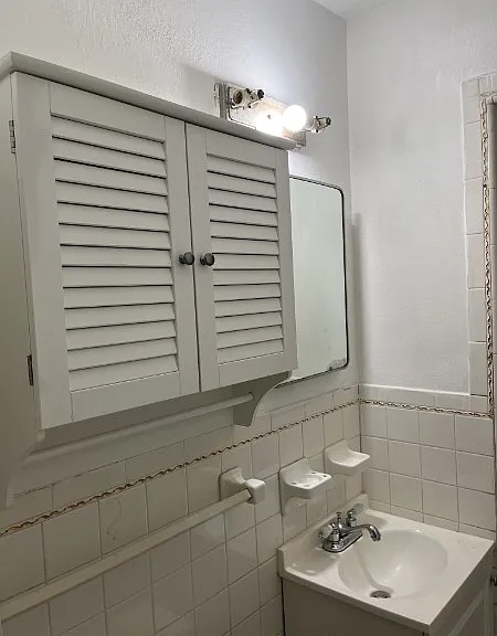 9005 Byron Dr — Photo 10