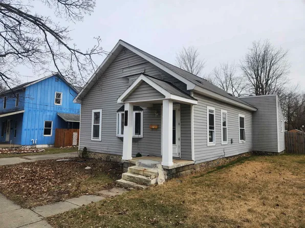 306 E 6th St, Clare, MI 48617