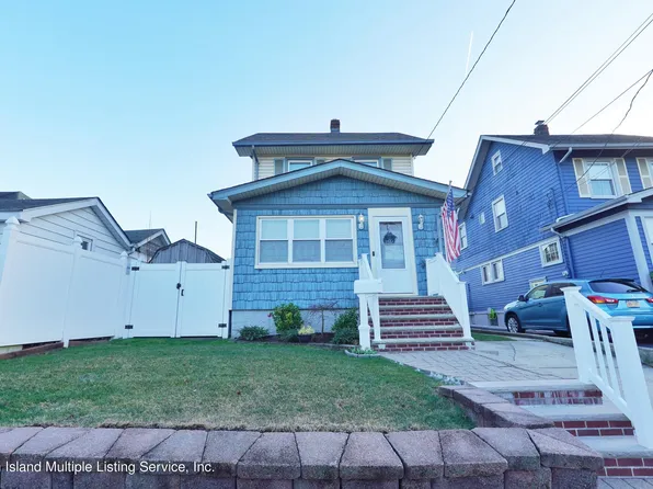 22 Jones Pl, Staten Island, NY 10310