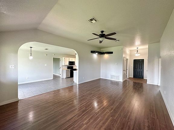 3rd image of 3600 Saul Dr