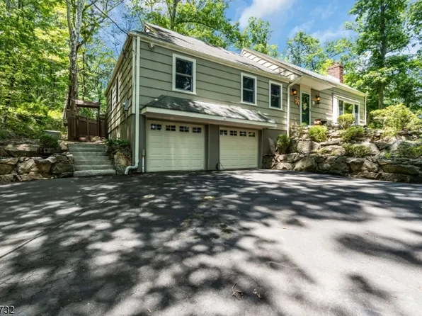 19 Mccann Mill Rd, Tewksbury Twp., NJ 07979